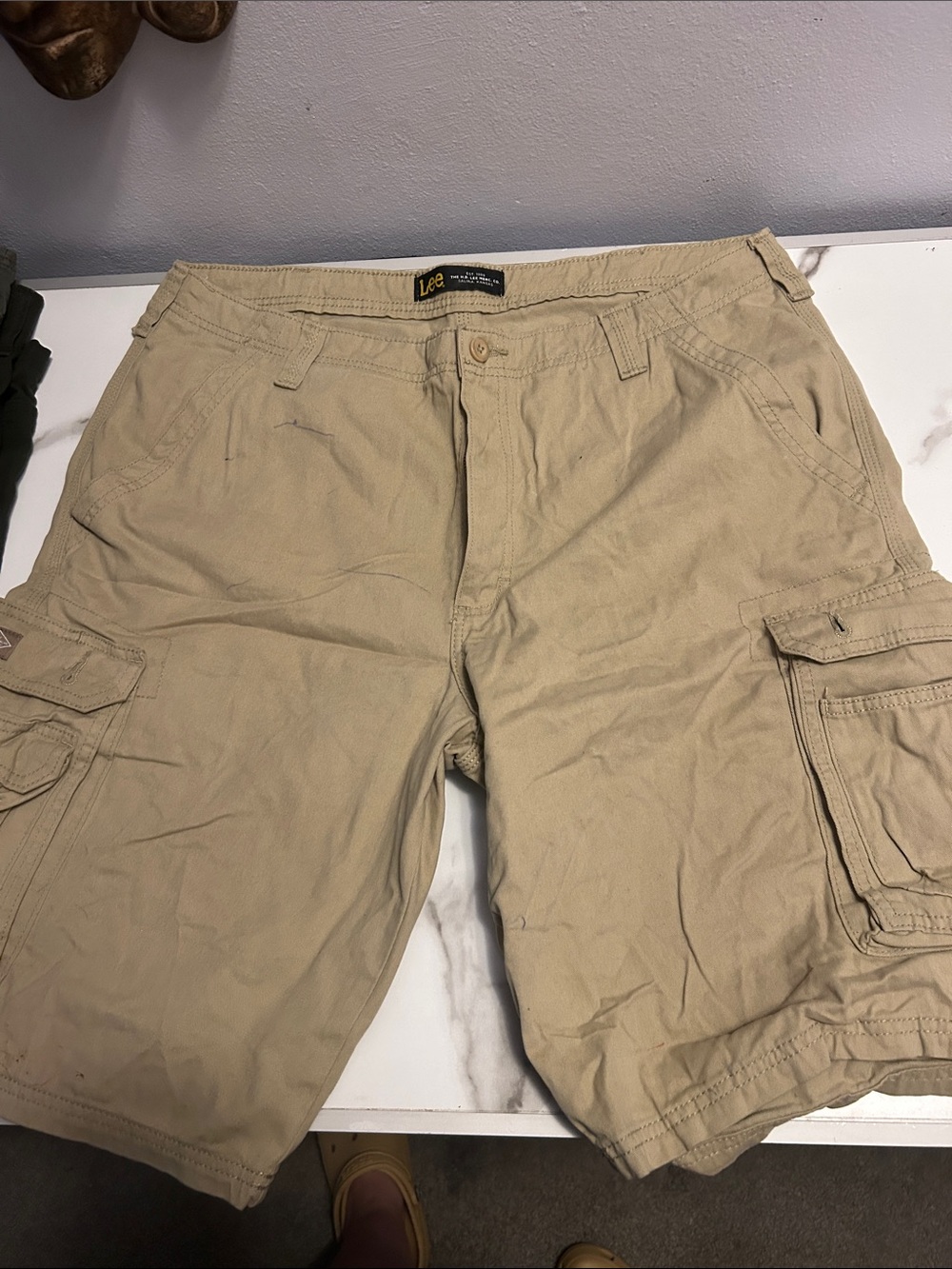 Lee Men’s Tan Cargo Shorts